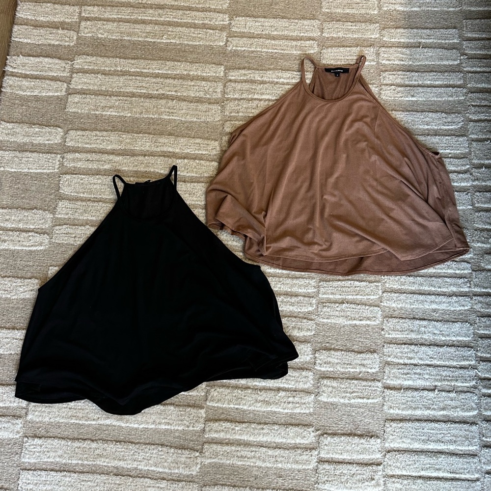 6. Bundle of 2 boutique flowy tanks
